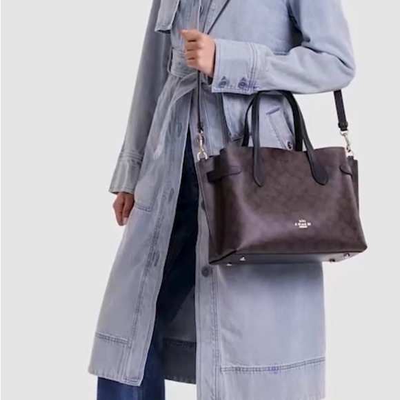 Coach Hanna Carryall Bag in Signature Canvas Jaquard - Picture 6 of 11